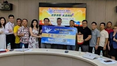 华联独中年度义卖会  迎来双重暖心支持