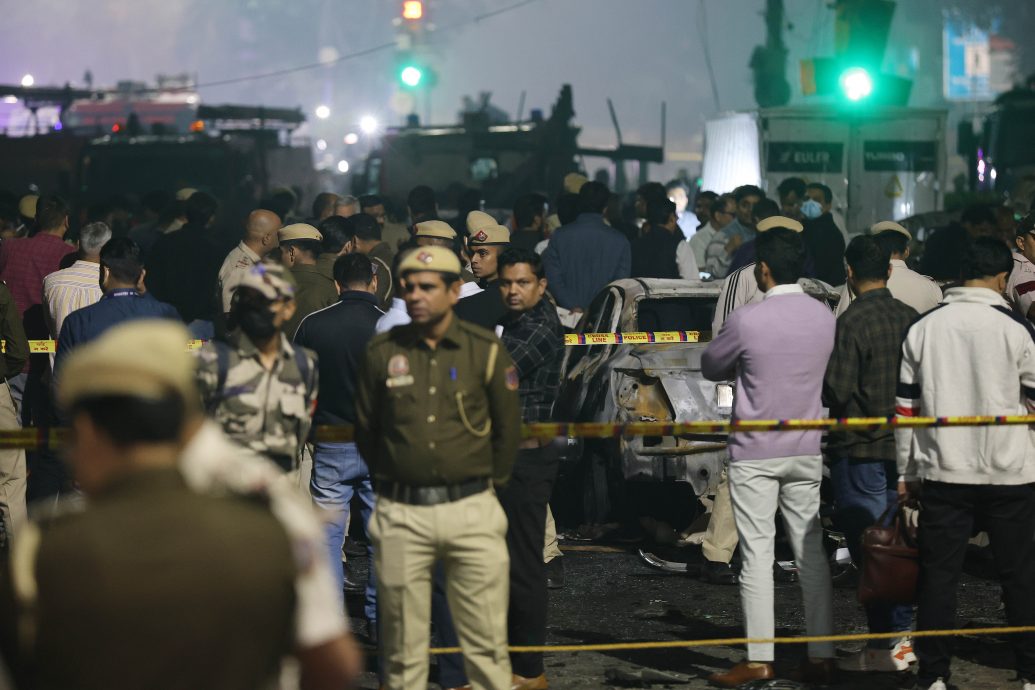 印度新德里汽车爆炸案酿40死伤 警事前附近查获近3吨炸药