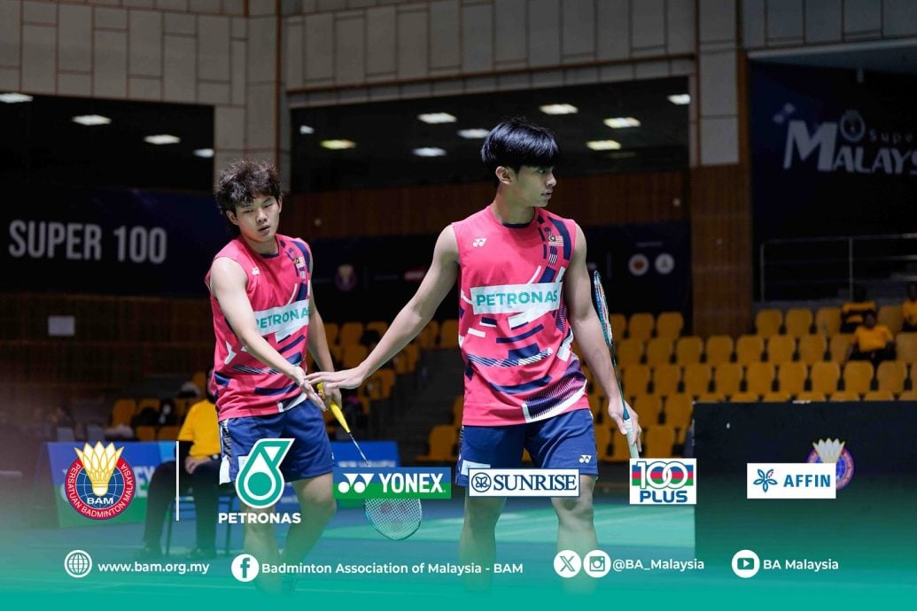 印度赛莫迪羽球超级300赛| 恒温不战而胜携天仙闯8强  国羽男双小将爆冷挫2号种子