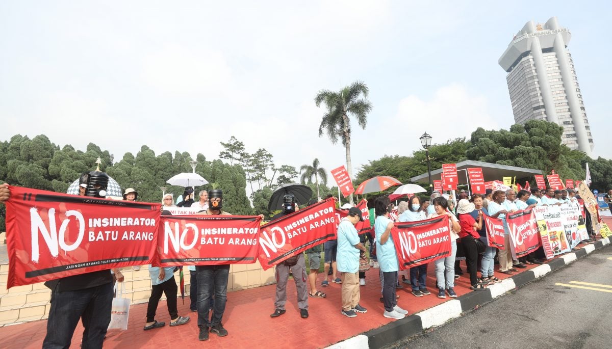 反对焚化炉和平集会 梁自坚:政府应解释EIA不获批理由