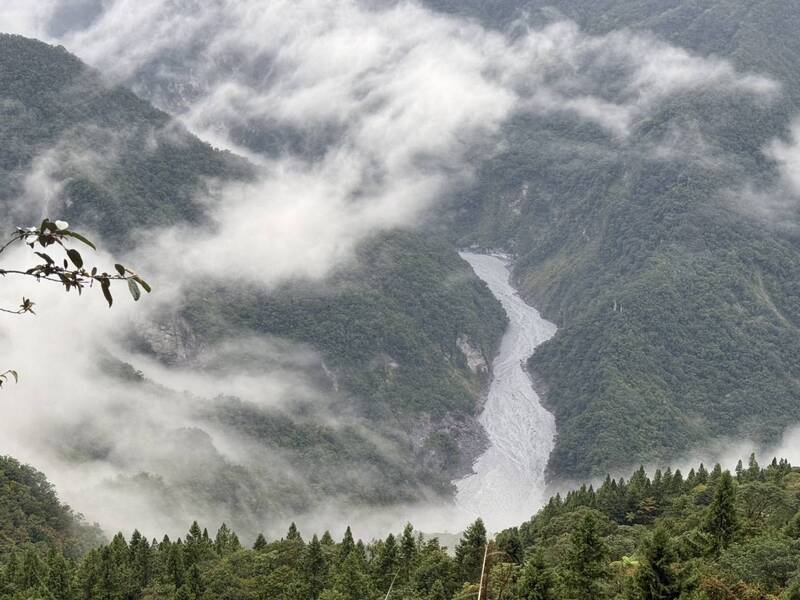 台风“凤凰”将来袭 赖清德：该撤离就全撤