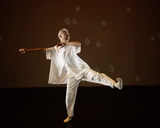 叶忠文的舞蹈告白 以独舞修复人生伤口