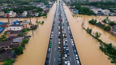 泰南大水灾| 合艾进入紧急防汛状态 泰国政府升级救灾措施