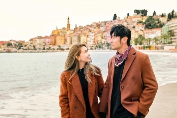 周杰伦出道25年感性发文 被昆凌提醒忘了写1事