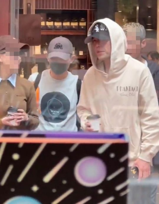 周杰伦出道25年感性发文 被昆凌提醒忘了写1事