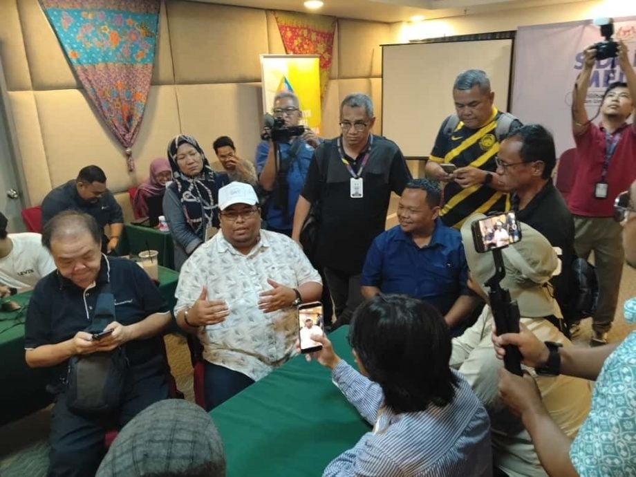 哈津慕巴拉慕沙:父任州元首不应被当作政治攻讦