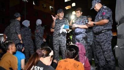 唱不出国歌 印度女子假冒国人被识破