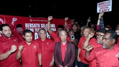 土团党最高理事会会议 |  保证公平对待所有党员   慕盼党团结平息内讧