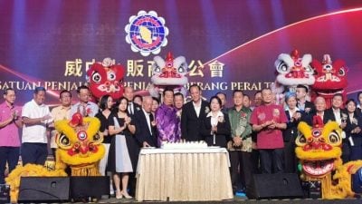 小贩卖的不只是食物   洪丽香：还有人情味与家乡味