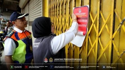 隆市局取缔非法小贩   充公16人商品封2食肆