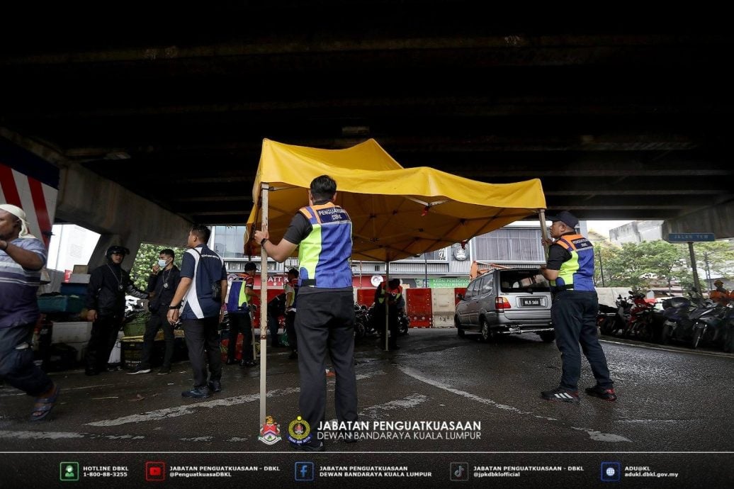 大都会-DBKL针对半山芭巴刹的劳板出击，查封和充公！5图