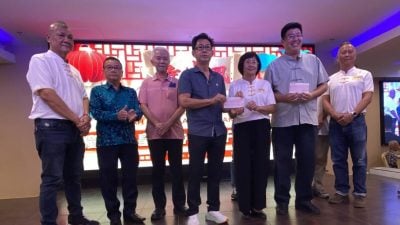 凤山寺斗抚宫 慰劳宴 捐11万助公益