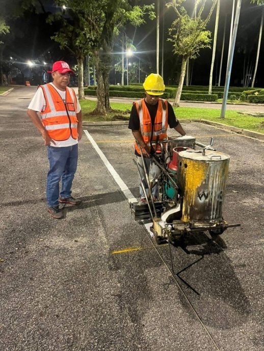 +大都会-回应社区投诉 DBKL火速开工重划甲洞模糊停车格线／4图（请选下）