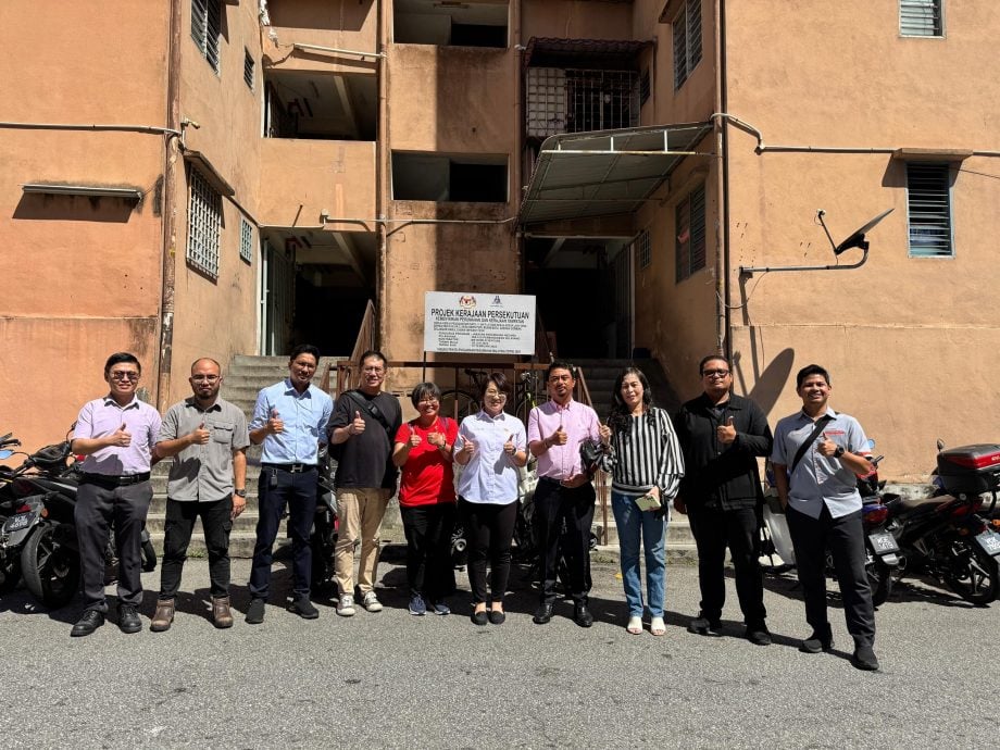 大都会-甲洞逸福园全面换新电梯