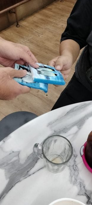 大都会-说亮话/黄文民/流动叫卖,一桌一桌的生计