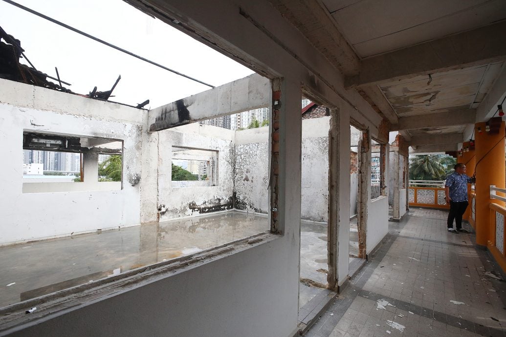 大都会-首邦再也佛教会火灾善款支票移交/7图