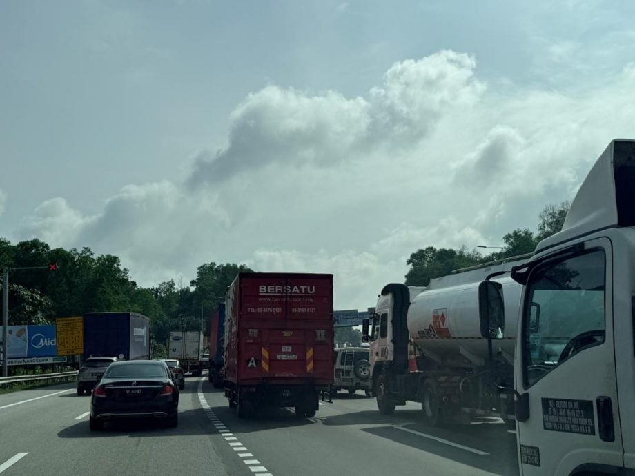 大都会—说亮话/搞好公交，不应再是口号/陈诗蕙