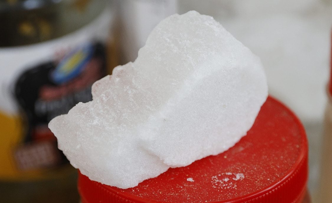 大都会/《特职世界》系列/11月5日见报/纸扎师傅巧手连接阴阳间 营造先人彼岸另一个家园