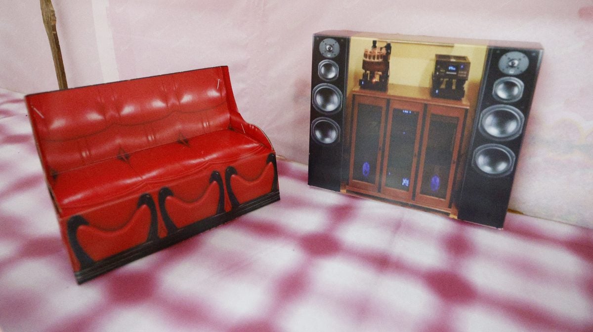 大都会/《特职世界》系列/11月5日见报/纸扎师傅巧手连接阴阳间 营造先人彼岸另一个家园