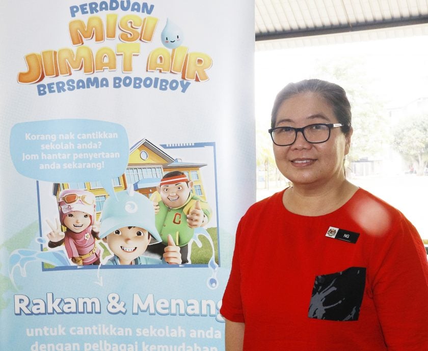 大都会/后面版头／）（主文）雪州水务管理公司走入校园／4图