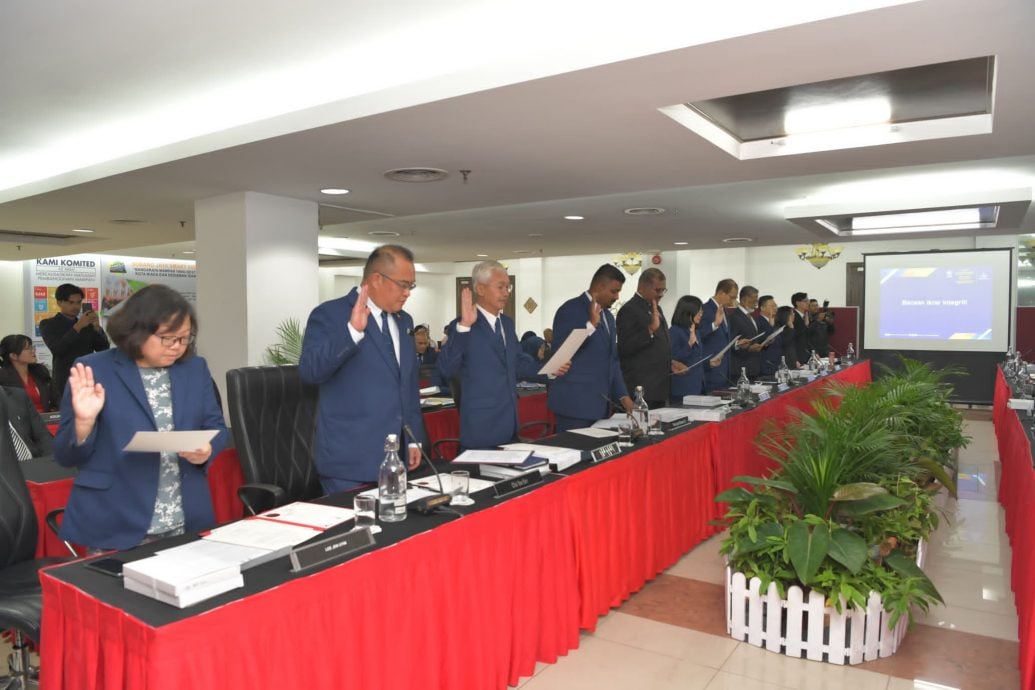 大都会封面主文-行动党县市议员名单用新制度