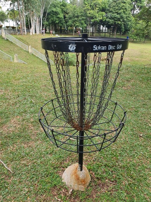 大都会/封面主文/阿拉白沙罗公园成飞盘运动热门场所/10图