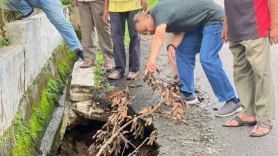 加影甘榜双溪旦卡斯   5大路洞威胁安全