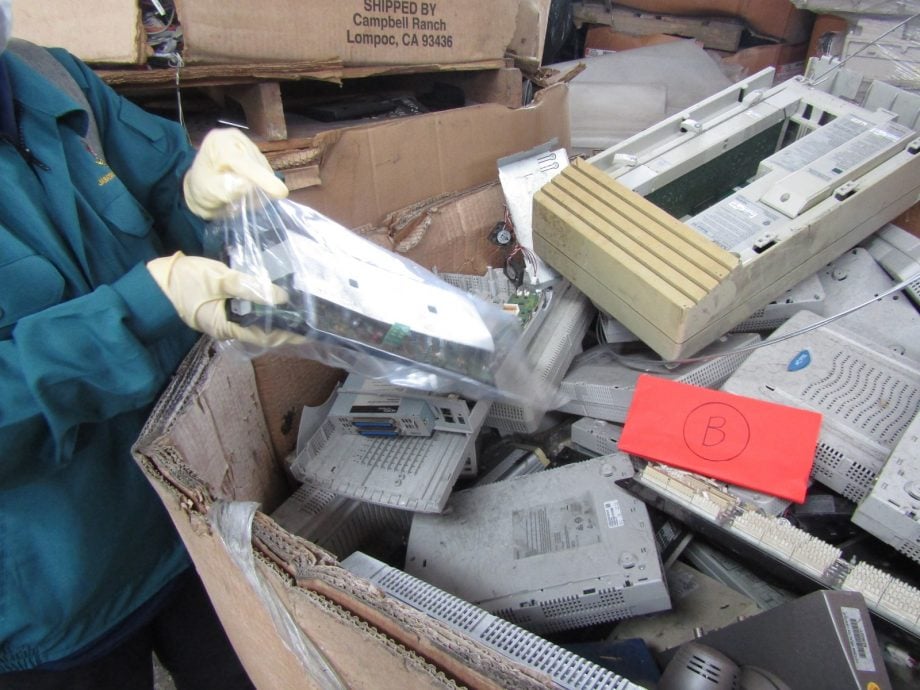 大都会/巴生北港废塑料工厂违规被罚14万