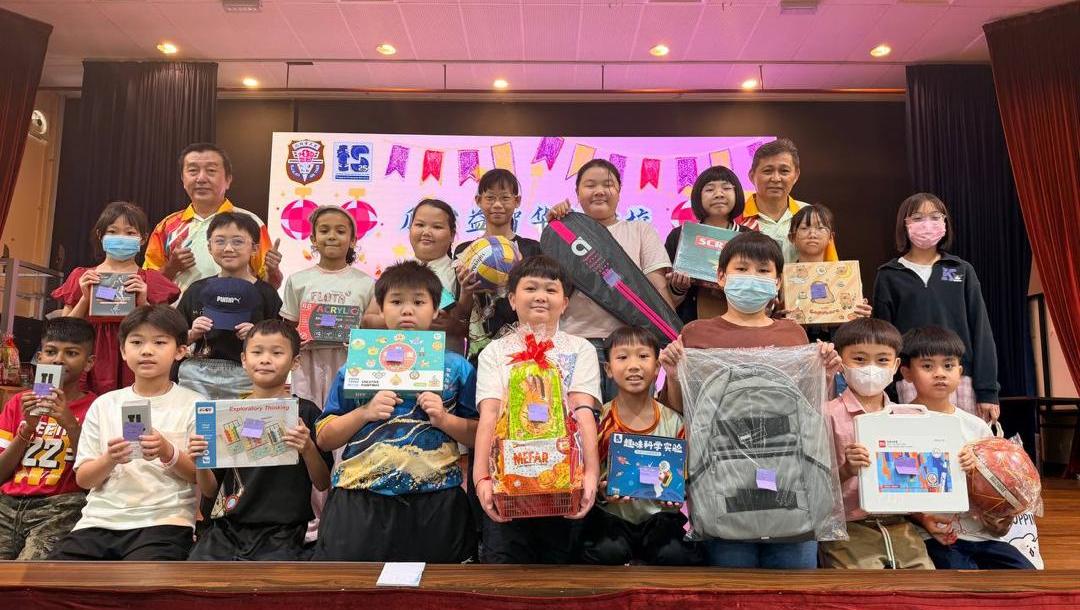 大都会版 / 瓜雪益智华小儿童节热闹温馨乐融融