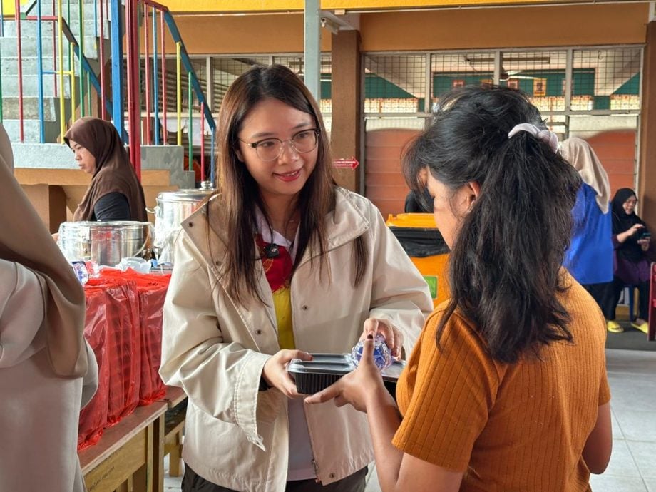 大都会（8头）-嘉玛莉亚巡视临时疏散中心