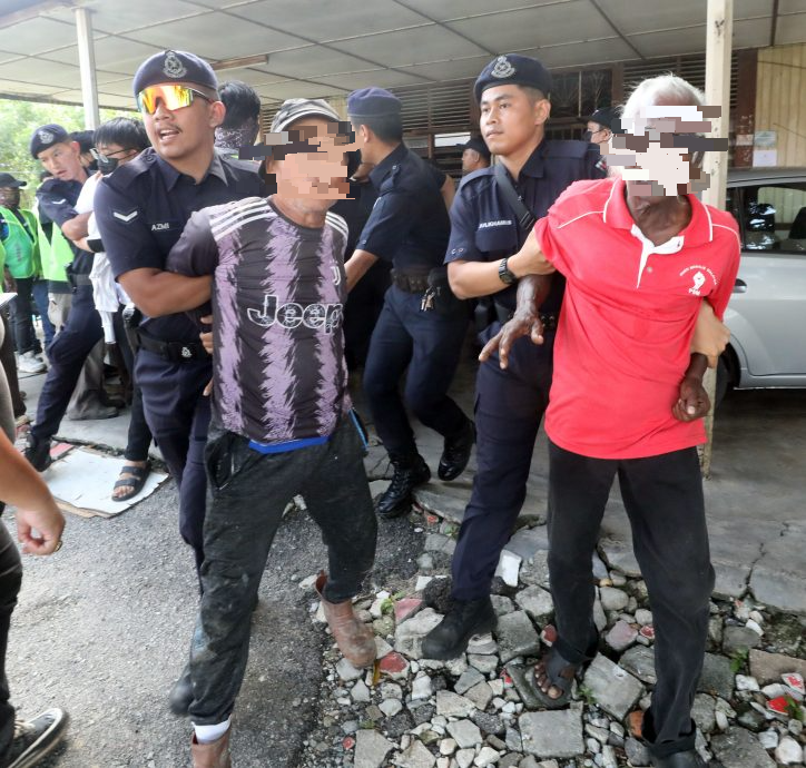 大都会/（封面主文）巴板路拆屋第四天，10人“护屋”遭逮捕