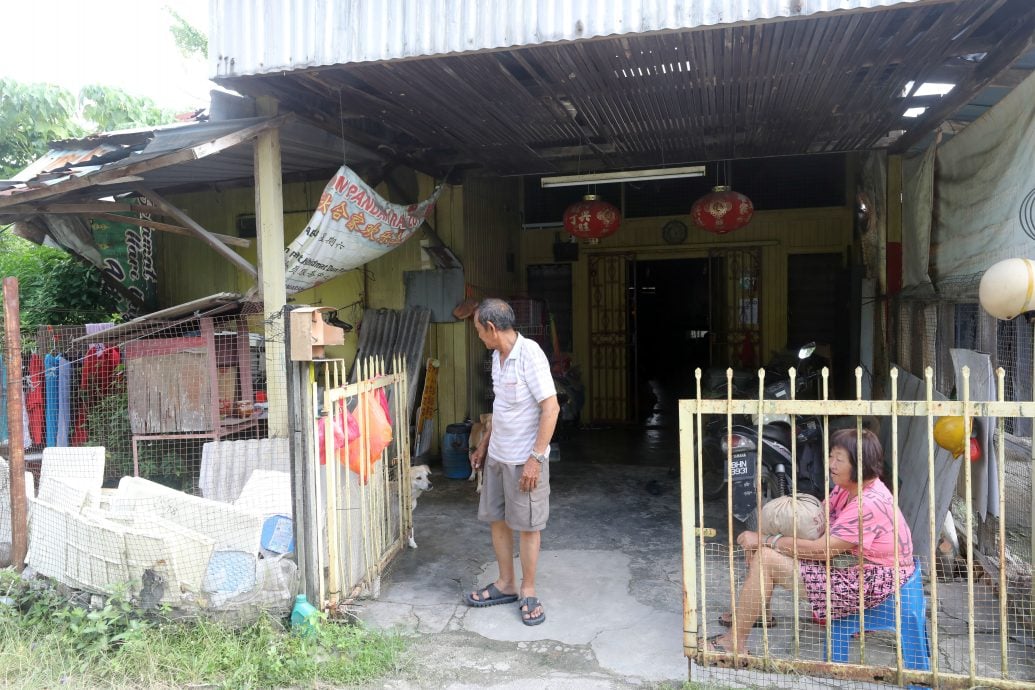 大都会/（封面主文）巴板路拆屋第四天，10人“护屋”遭逮捕