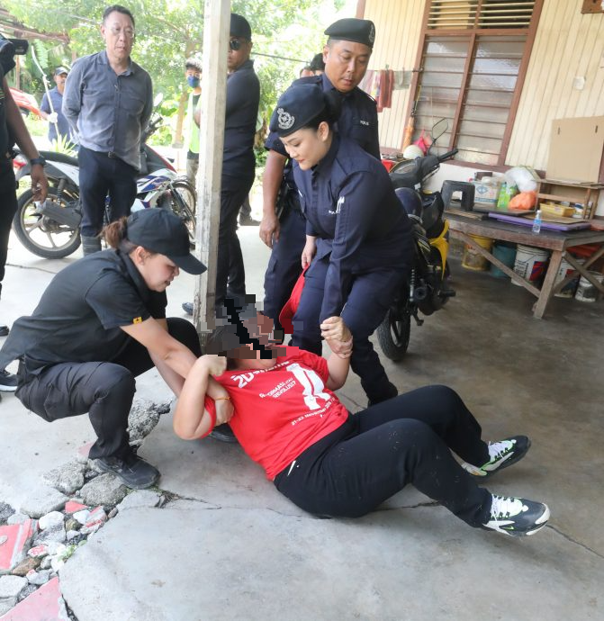 大都会/（封面主文）巴板路拆屋第四天，10人“护屋”遭逮捕