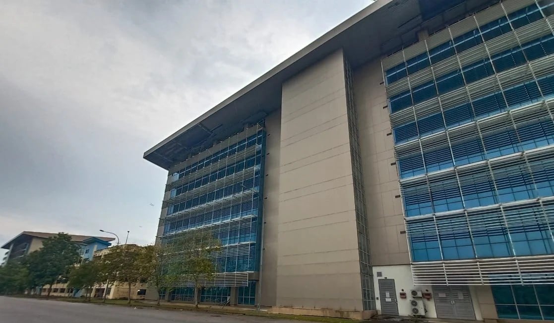 大都会（版2头）/换新管理层，巴生港口自由区取得显著成果