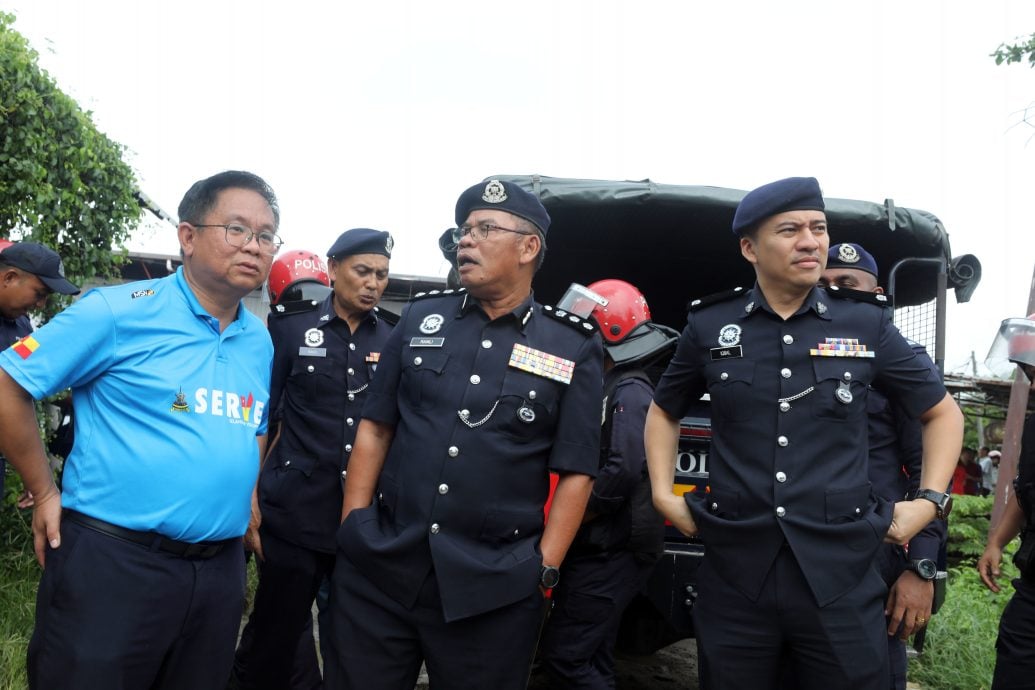 大都会（版3头）/班村巴板路拆屋冲突升级