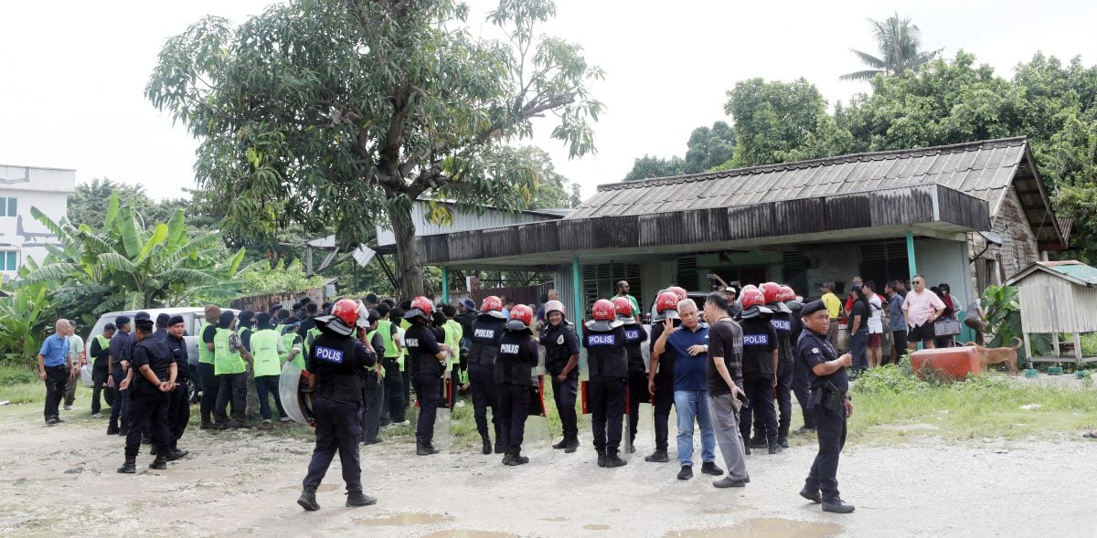 大都会（版3头）/班村巴板路拆屋冲突升级