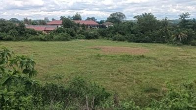 煤炭山集群华小喜讯临门   获草场地契 发展校园 