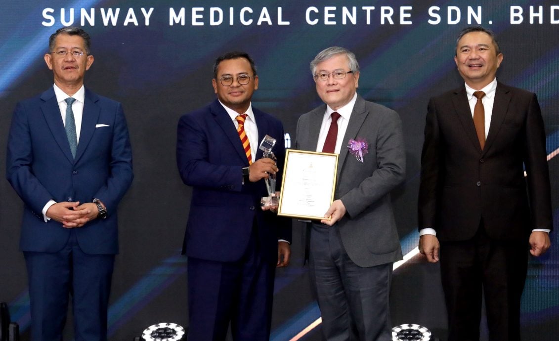 大都会（版4头）：雪兰莪投资促进机构颁奖礼