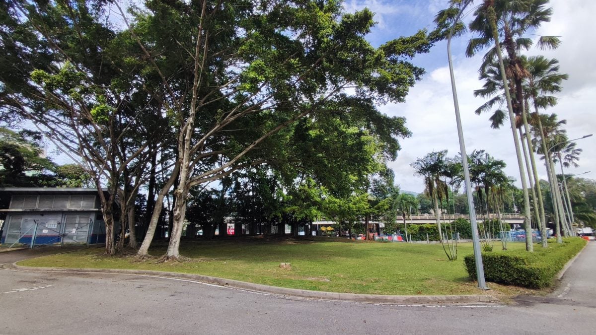 大都会/余保凭-大都会公园停车场/5图