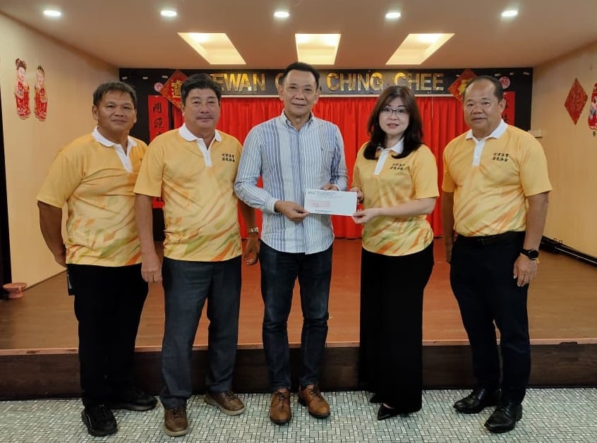 大都会:万津浮罗居协新届理事就职