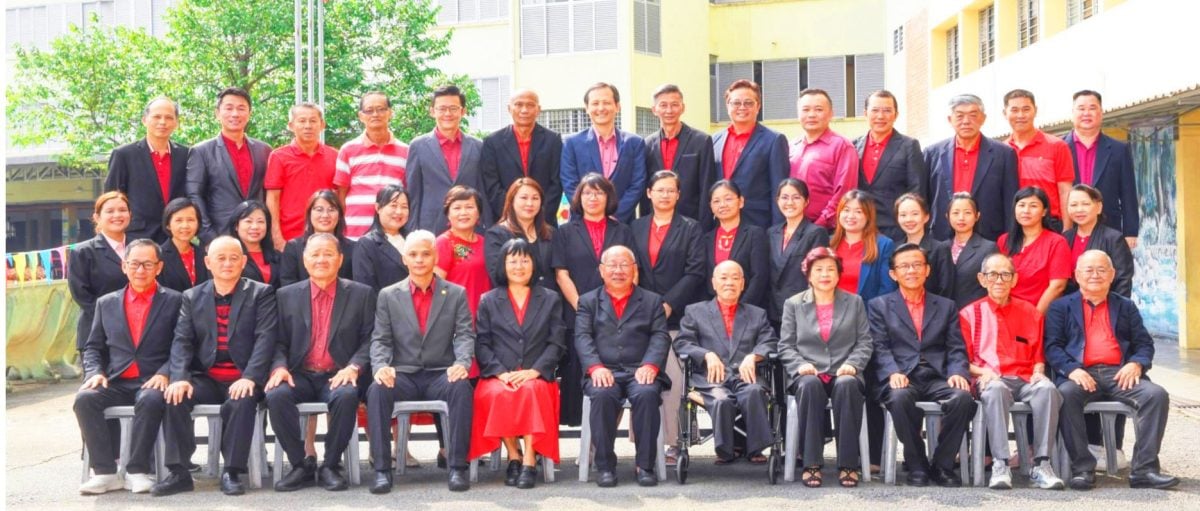 大都会:峇都喼侨民华小90周年及校友会50周年庆晚宴