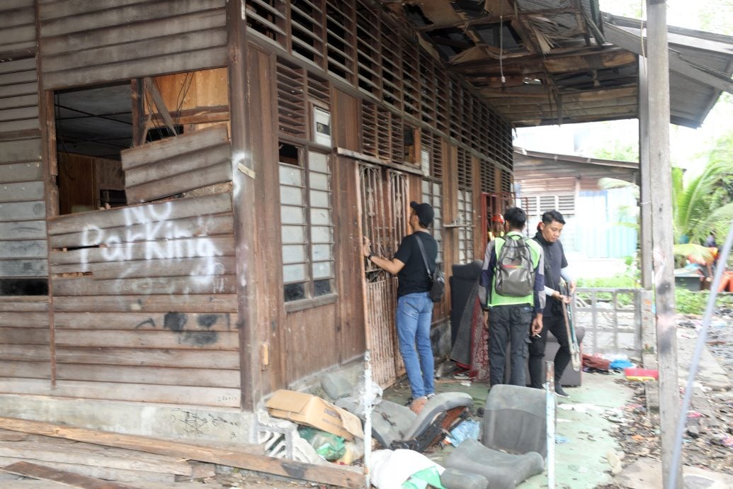 大都会/me03头/原先欲拆巴板路所有木屋 发展商最后按共识拆空屋