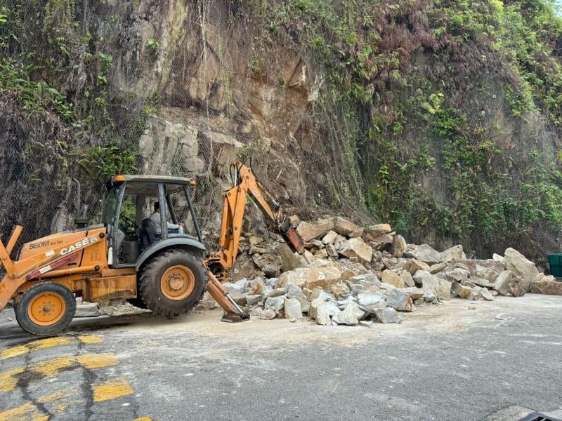 大都会/ME03头/跟进mutiara court 土崩