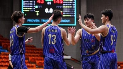 大马U23发展联盟篮球赛| 破百分大胜森金群利43分  甲星航“叫嚣”柔南虎