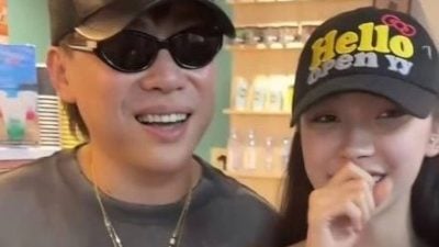 女友回应接吻视频是AI 胡彦斌机场认爱真相翻转