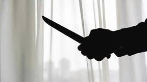 17岁少年与父争执持刀伤父  涉案少年被延扣3天助查