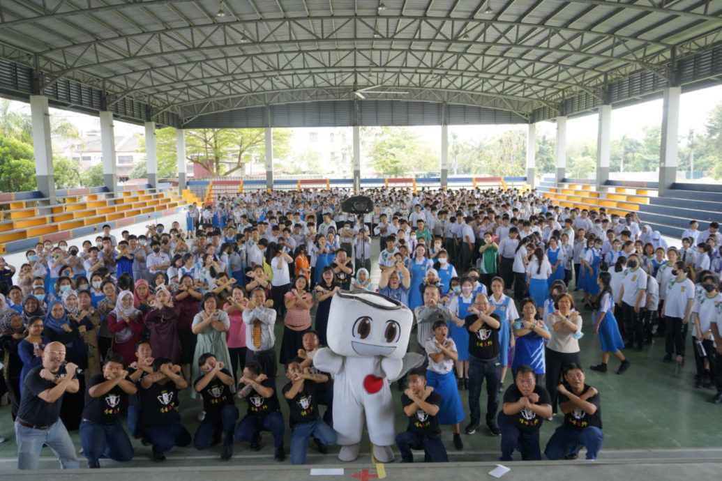 学海学记| 歌舞剧传递反毒信息  学生印象深刻