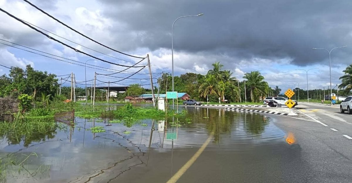 安顺曾吉容7英里水患 禁轻型交通工具通行