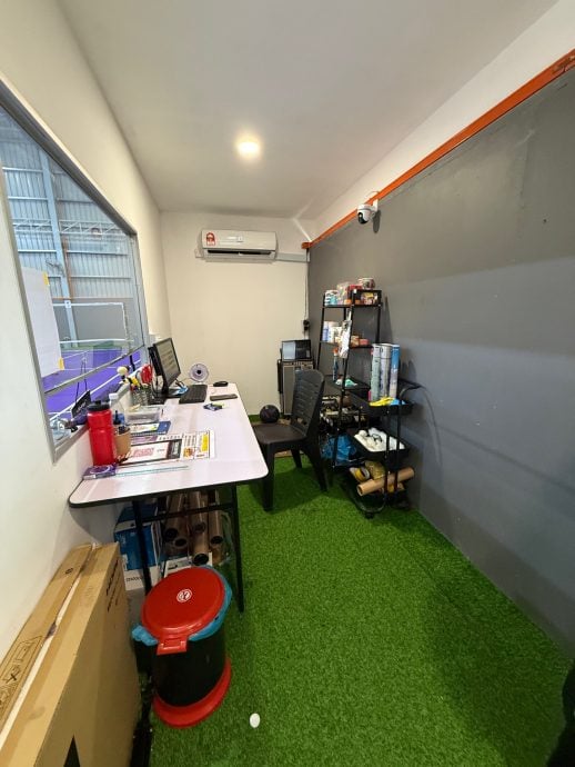 封面-大都会:雪州首个华人新村室内羽球馆落成/12图