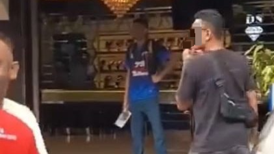 小印度持刀伤人破坏车辆 30岁印男遭警方逮捕